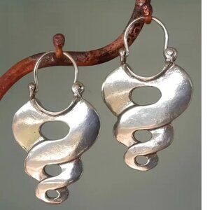 Vintage Boho Style Silver Curl Pattern Dangle Earrings Retro Ethnic Style